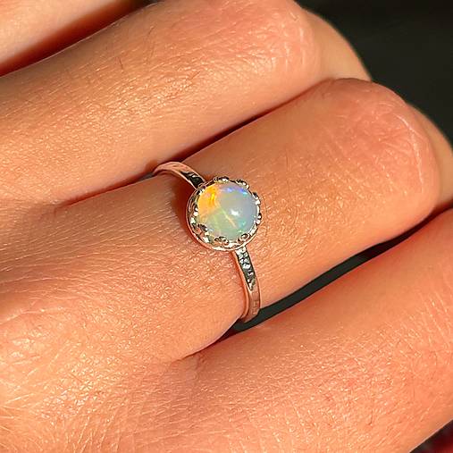 Welo Ethiopian Opal Filigree AG925 Silver Ring  / Strieborný prsteň s opálom E001