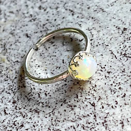 Welo Ethiopian Opal Filigree AG925 Silver Ring  / Strieborný prsteň s opálom E001