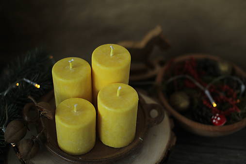 Sviečky - Mrazivé adventné sviečky (žltá) - 16022416_