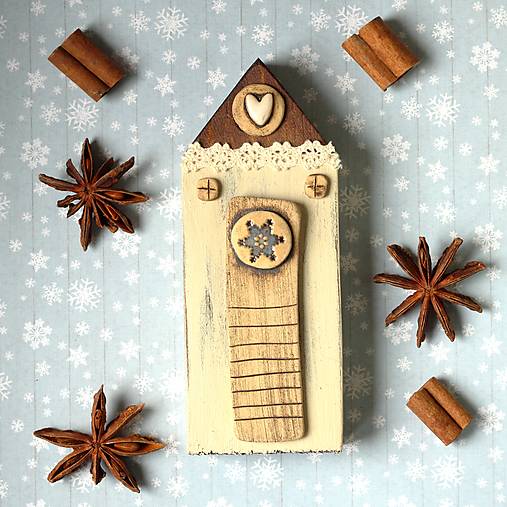 Vianočný dreveno-keramický domček