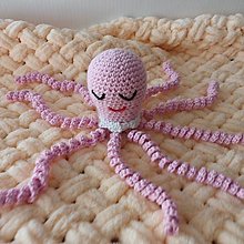 Hračky - Háčkovaná chobotnička pre bábätká s hrkálkou - 16022202_