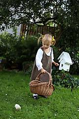 Detské oblečenie - Ručne vyšívané detské šaty - 16021711_