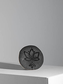 Dekorácie - Gourd #GΘ | Kalabasa, prírodná drevená dekorácia (Priemer: 6 cm - Čierna) - 16033793_