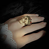 Prstene - Gotický prsteň lebka v korune Memento mori Halloween mystika - 16039353_