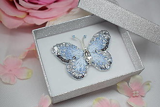 Brošne - Vyšívaná brošňa Motýľ - 16046186_