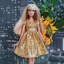 Hračky - Zlaté trblietkavé šaty pre Barbie - 16046729_