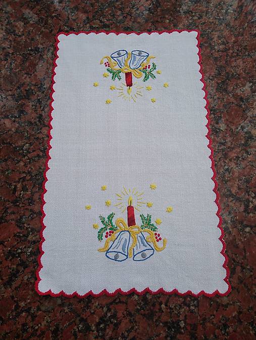 Úžitkový textil - Ručne vyšívaná vianočná dečka PS54 obdĺžnik 51x30cm - 16050586_