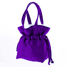 Kabelky - Spoločenská saténová kabelka fialová so sťahovacou šnúrkou japanese styl - 16056354_