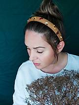 Ozdoby do vlasov - Ľanová "Puff" čelenka s ručnou rastlinnou výšivkou - karamelová mini vzory - 16052758_