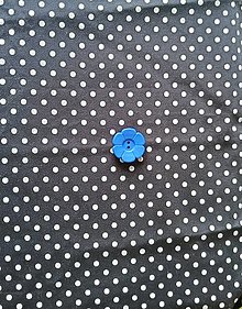 Bundy a kabáty - Čierny plášť s bielymi bodkami a červeným golierom  (Modrá) - 16053433_
