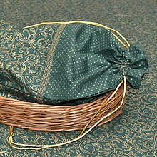 Úžitkový textil - KORINA- zlaté ornamenty a bodky na zelenej - vrecko na chlieb 26x43 cm - 16056944_