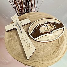 Dekorácie - Svadobný krížik (25 cm) a tanierik na prstene - 16056806_