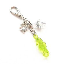 Kľúčenky - Kľúčenka "morský koník" s anjelikom (zelená) - 16060890_