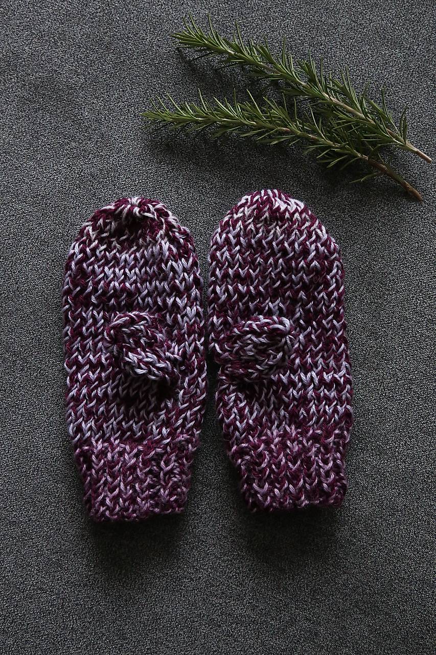 Ručne pletené fialové rukavice palčiaky