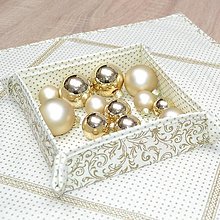 Úžitkový textil - KORINA- zlaté ornamenty na smotanovej - štvorcový košíček 15x15x5 cm - 16066282_