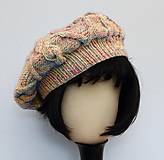 Čiapky, čelenky, klobúky - Baret pletený osmičkovým a plastickým vzorom - 16071089_