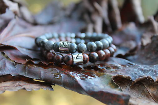 Partnerské s iniciálkami