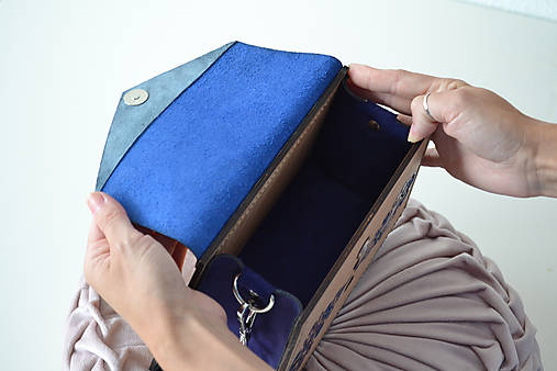 Drevená kabelka Liptov exklusiv (Kráľovsky modrá)