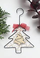 Dekorácie - Vianočný stromček s mašličkou - 16073472_