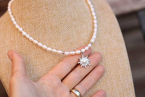 Choker riečne perly