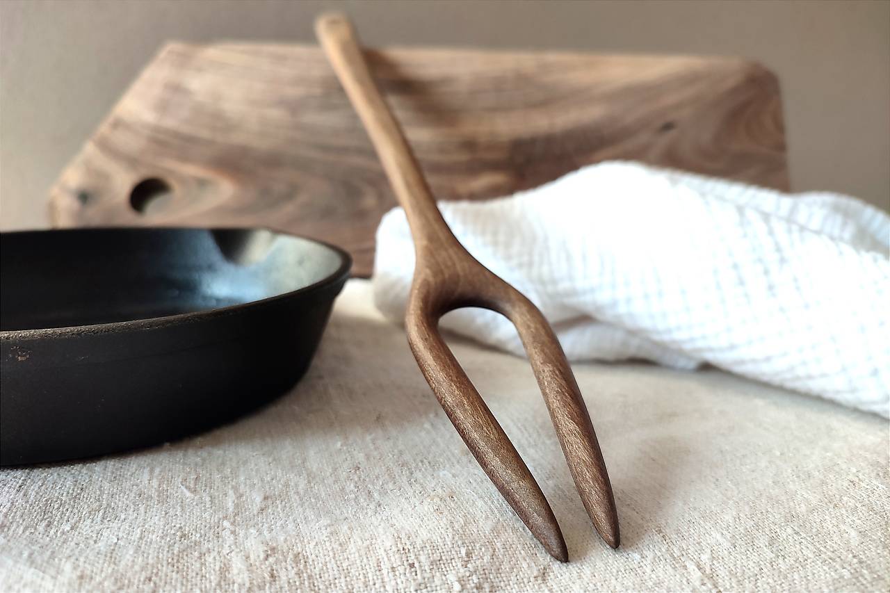 Drevená servírovacia vidlica