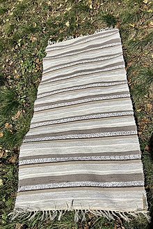 Úžitkový textil - Sivo-béžový pruhovaný koberec - 16082760_
