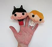 Hračky - Prstová maňuška človiečik (čertík) - 16081147_