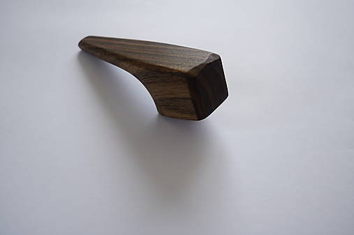 Nástenný vešiak KING drevo orech