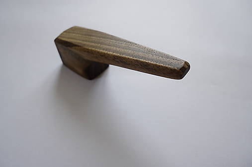 Nástenný vešiak KING drevo orech