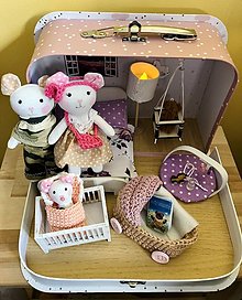 Hračky - Čarovný kufrík s myšacou rodinkou - 16081970_
