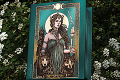  Hecate / Hekate / Bohyňa mágie čarodejníctva, ručne maľovaná a vypaľovaná drevená krabička v tvare knihy 