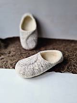Ponožky, pančuchy, obuv - Vlnené papuče plstené - 16095132_