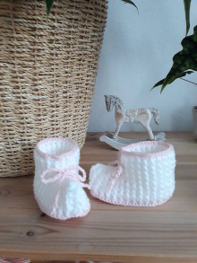 Detské topánky - Posledný kus- papučky pre bábätko bielo/ ružové  - 16093618_