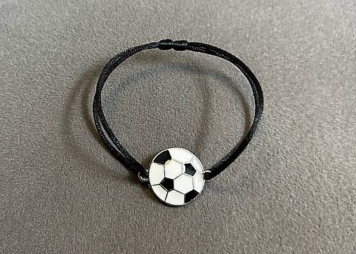 Jednoduchý šnúrkový náramok “futbal” pre malého (aj veľkého) futbalistu
