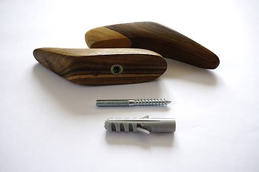 Nástenný vešiak QUEEN drevo orech