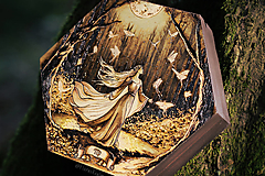 Znamenie zverokruhu Panna - drevená krabička, Ručne vypaľovaná 