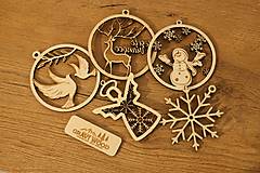 Sada vianočných drevených ozdôb (Holubice, anjel, snehuliak, jeleň, vločka)