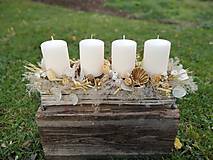 Dekorácie - Adventný svietnik so sviečkami - 16100338_