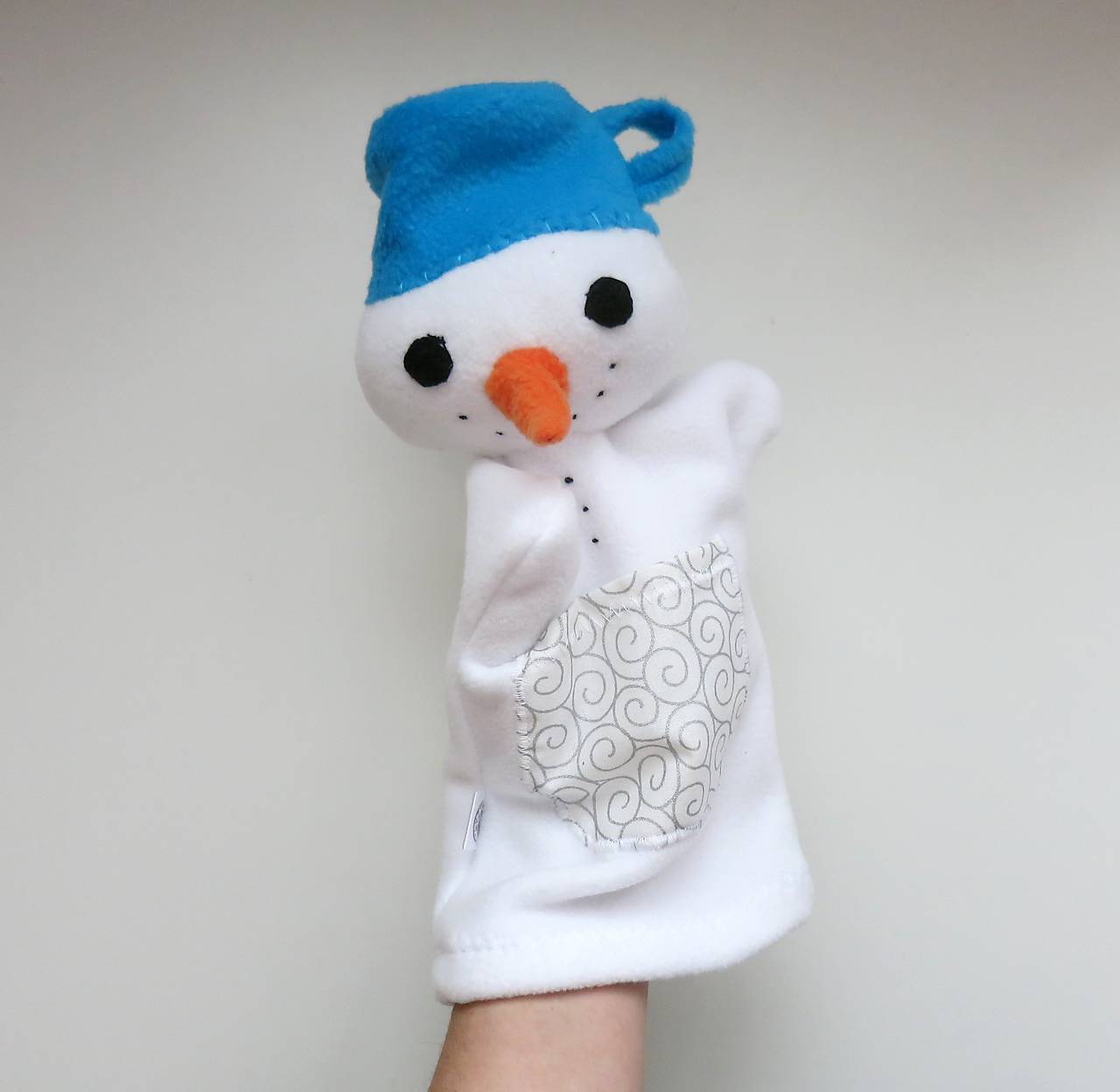 Maňuška snehuliak (Snehuliačik od Striebornej uličky.)