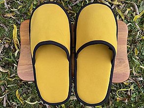 Ponožky, pančuchy, obuv - Veľké žlté papuče - 16102595_