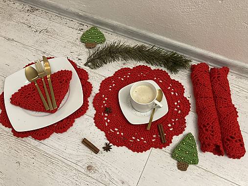 Úžitkový textil - prestieranie "háčkované" ČERVENÉ" - 16104228_