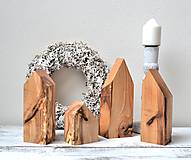 Dekorácie - Štyri drevené domčeky - 16106160_