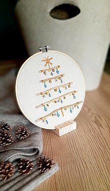 Dekorácie - Vianočný stromček so stojanom - 16109964_