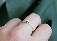 Prstene - Strieborný prsteň gulička 4mm - 16109348_