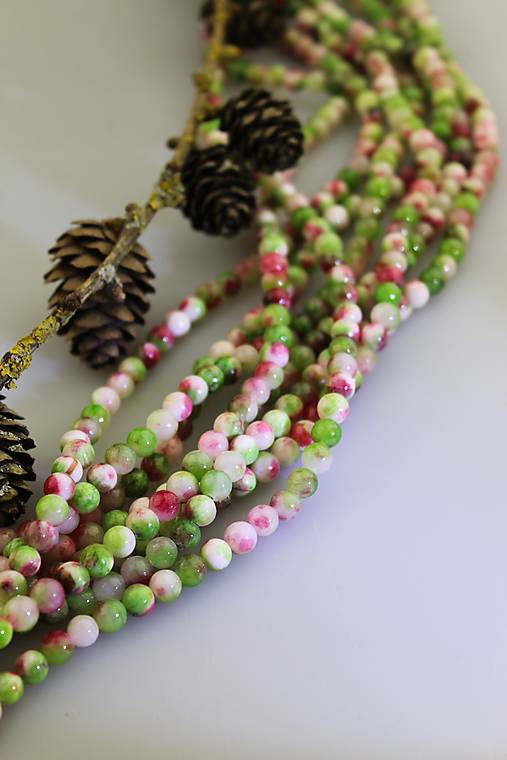 Minerály - jadeit "lúčny" 6mm - celá šnúra VÝPREDAJ! - 16115208_