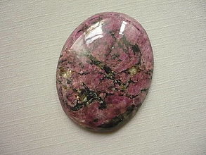 Minerály - Kabošon - eudialit 40 mm, č.1f - 16119371_