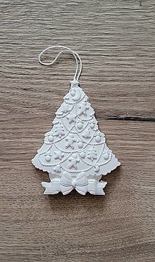 Dekorácie - Vianočné ozdoby (vianočný stromček) - 16118967_