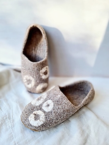 Ponožky, pančuchy, obuv - Papuče z ovčej vlny - 16124018_