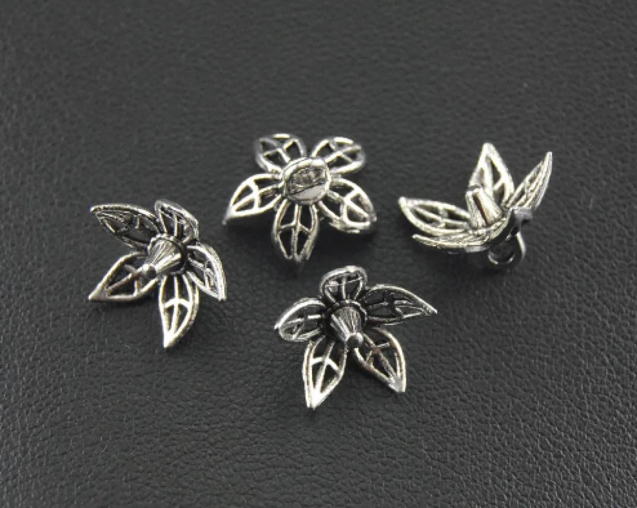 PR102 Prívesok filigránový kvet 0,6 x 1,1 cm