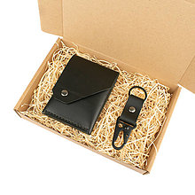 Pánske tašky - Darčekový set kožená peňaženka Folk + kľúčenka (Black) - 16124872_